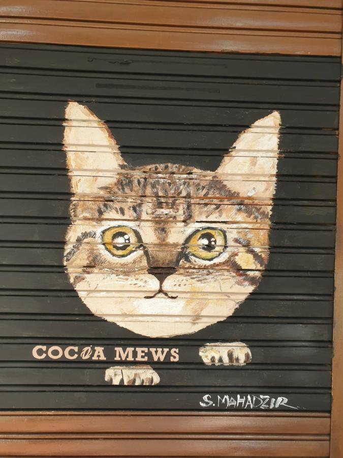 Cocoa Mews Cafe And Homestay Джорджтаун Экстерьер фото